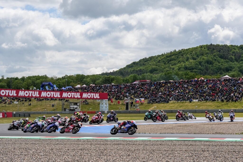 Kontroly stánkového prodeje občerstvení na mezinárodní akci WorldSBK Czech Round 2026 v Ústeckém kraji 2 WorldSBK 2